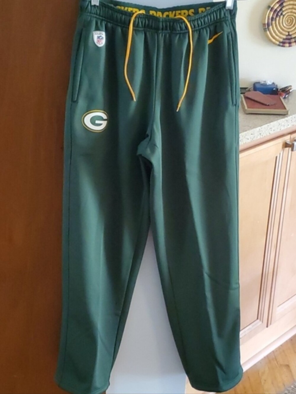 NFL Green Bay Packers training thermafit Sweatpants, Large